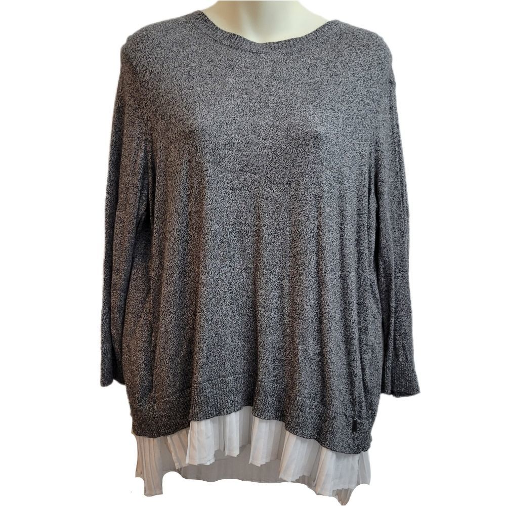 Calvin Klein Gray White Ruffle Split Back Top Size Large